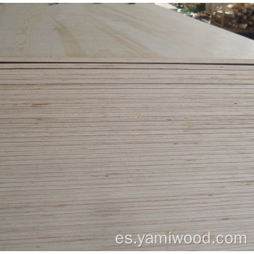 Decoración de madera contrachapada de pino de grado b/c de madera contrachapada